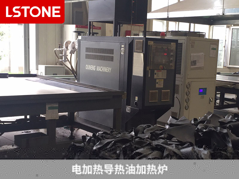 汽車零部件生產(chǎn)，電加熱導(dǎo)熱油加熱爐實(shí)現(xiàn)高品質(zhì)制造